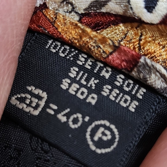 ERMENEGILDO ZEGNA Exclusive Design 100% Silk Printed Tie - Picture 8 of 11